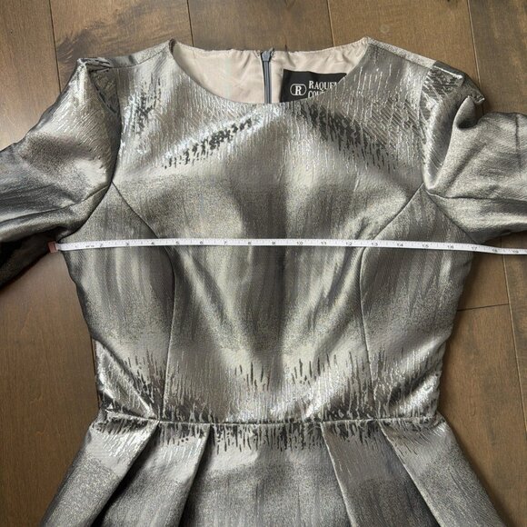 Raquel Couture Women's Size 4 Silver Metallic Dress Knee Length - Picture 3 of 6